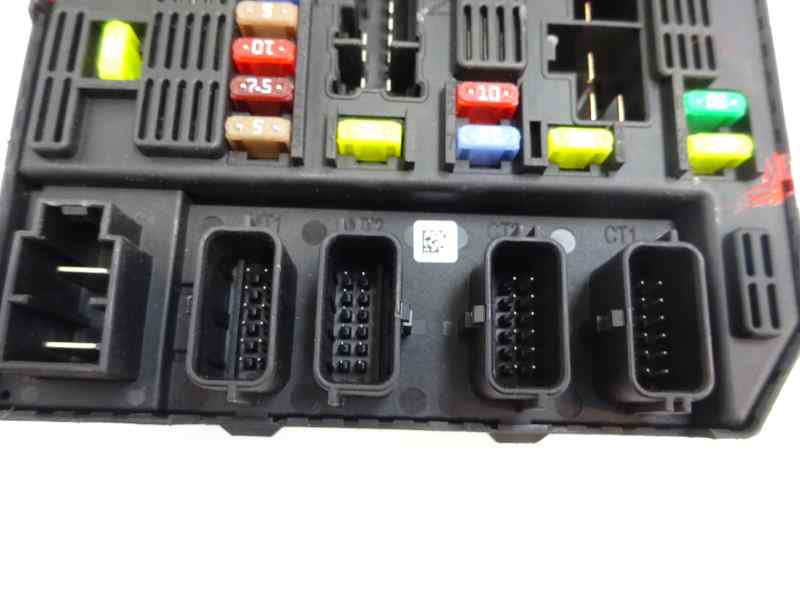 CAJA RELES FUSIBLES RENAULT SCENIC 1.5 DCI MT 106CV