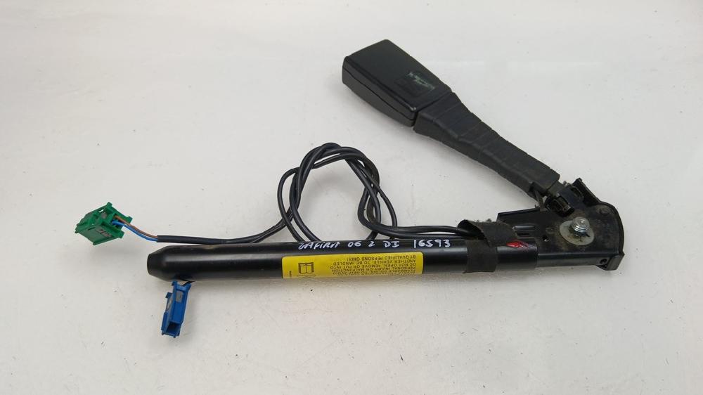 ANCLAJE CINTURON DELANTERO IZQUIERDO OPEL ZAFIRA 1.9 CDTI MT 120CV