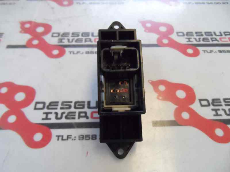 MANDO ELEVALUNAS TRASERO DERECHO MITSUBISHI ASX 1.6 MT 2WD 117CV