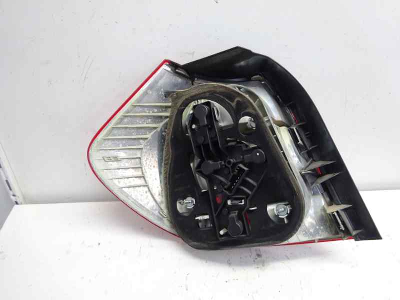 PILOTO TRASERO DERECHO BMW SERIE 1 2006 1.6 116I MT 115CV