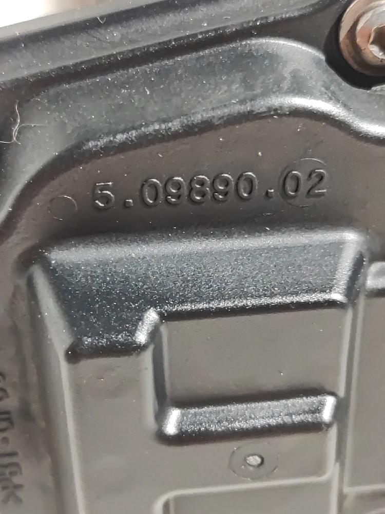 Corps de papillon SFJB 50989002 de Ford Fiesta vi (cb1, ccn) 2008-2017 - pieza usada