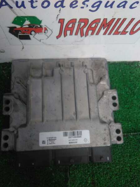 RENAULT Megane 3 generation (2008-2020) Блок керування двигуном ECU 237106288R 18841602