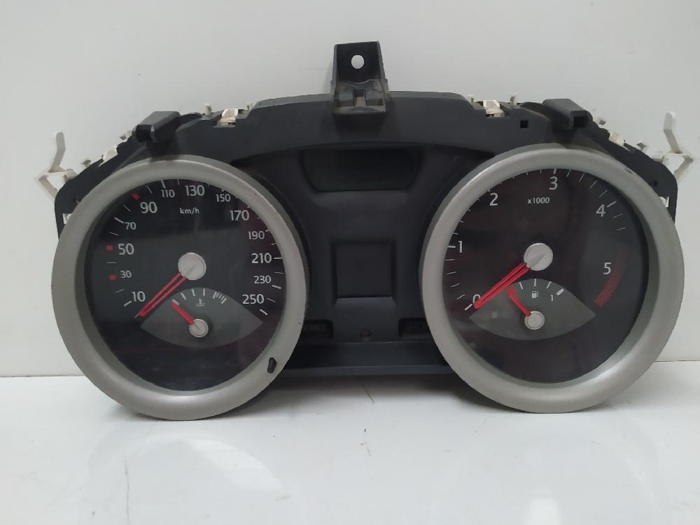 RENAULT Megane 2 generation (2002-2012) Спидометр 8200399700 27773105