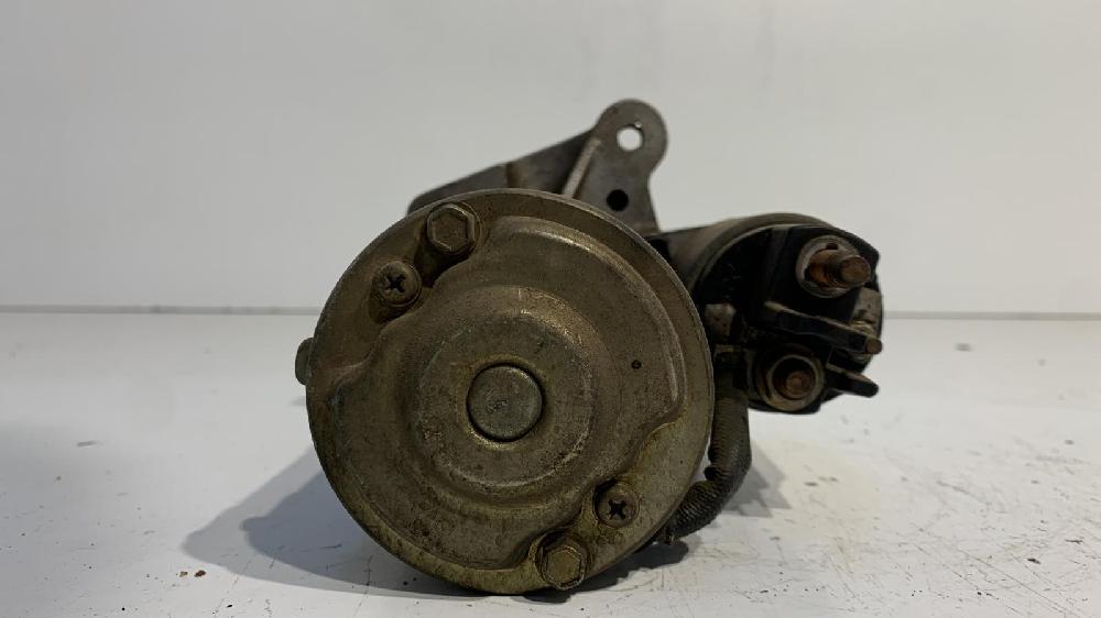 Starter motor 7700116282 de Renault Megane i fase 2 berlina (ba0) 1999-2002 107 CV - pieza usada