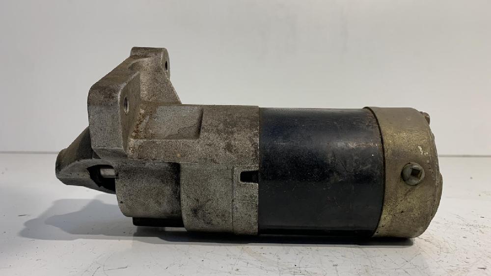 Starter motor 7700116282 de Renault Megane i fase 2 berlina (ba0) 1999-2002 107 CV
