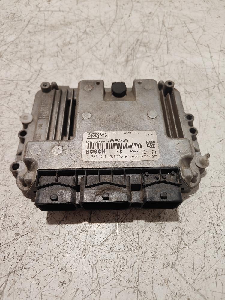 Switchboard engine uce 0281011701 de Ford Focus berlina (cap) 2004-2007
