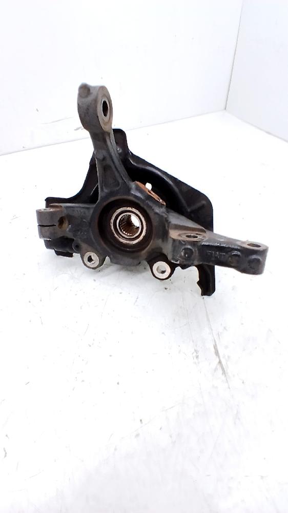 Mangueta delantera izquierda 51910432 de Fiat 500 l (330) 2012-0