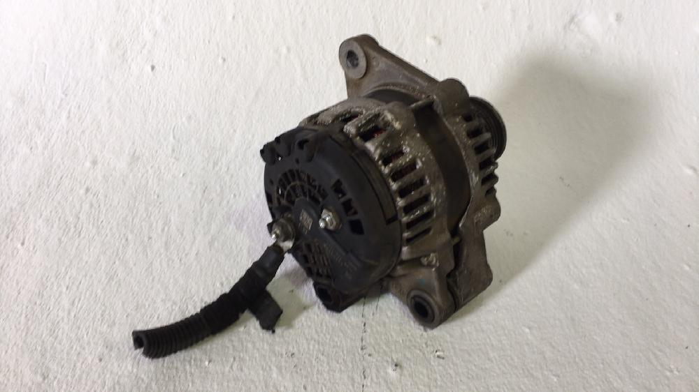 Alternador 13579668 de Opel Insignia a (g09) 2008-2017 - pieza usada