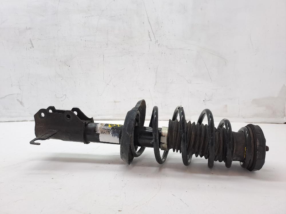 Amortiguador delantero derecho 13474018 de Opel Astra j lim. 2011-0