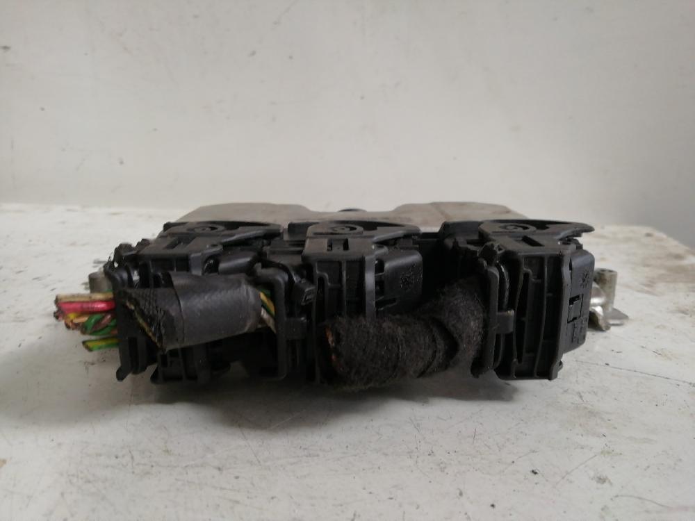 Switchboard engine uce 0261206606 de Citroen Xsara (n1) 2000-2005 - pieza usada