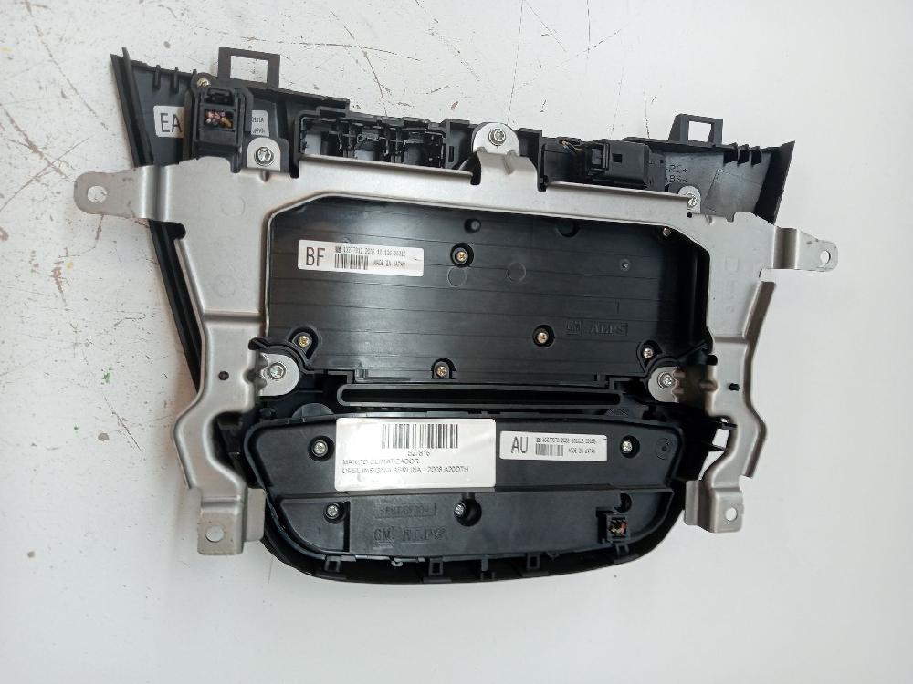 Mando del climatizador 13277912 de Opel Insignia a sedán (g09) 2008-2017 - pieza usada
