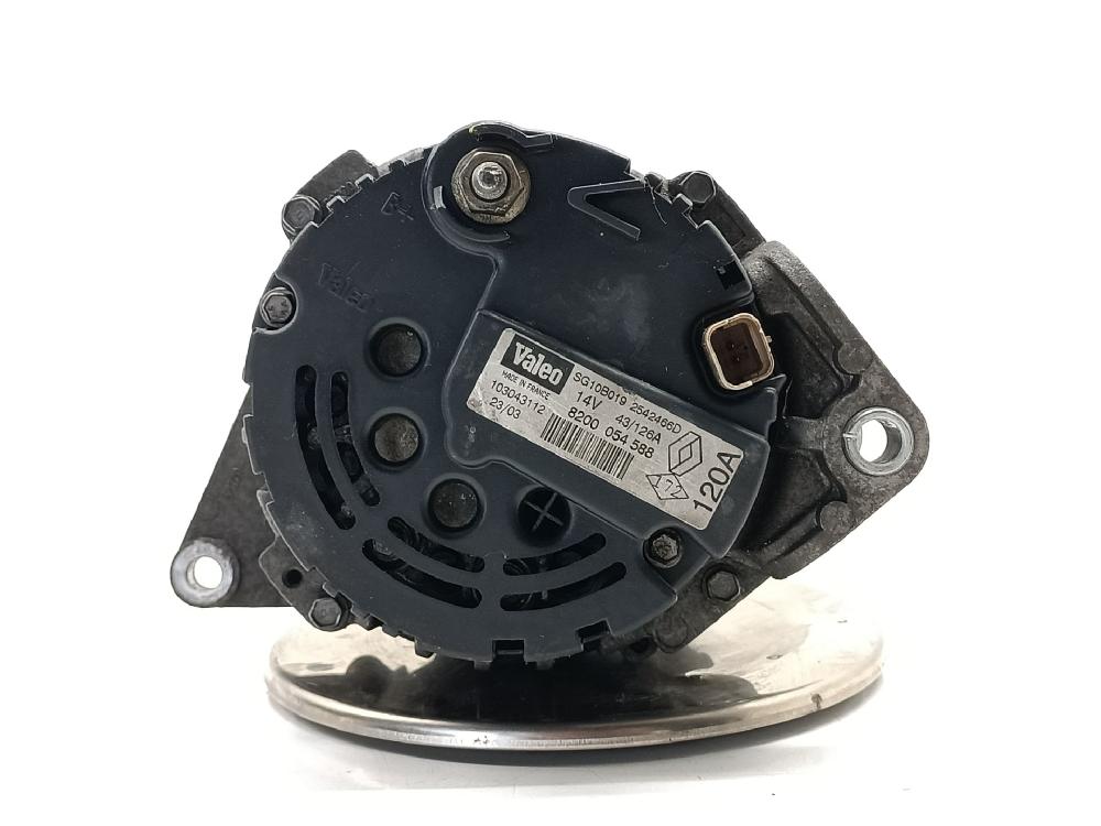 Alternator 8200054588 de Renault Scénic i monospace (ja0/1_, fa0_) 1999-2003 - pieza usada