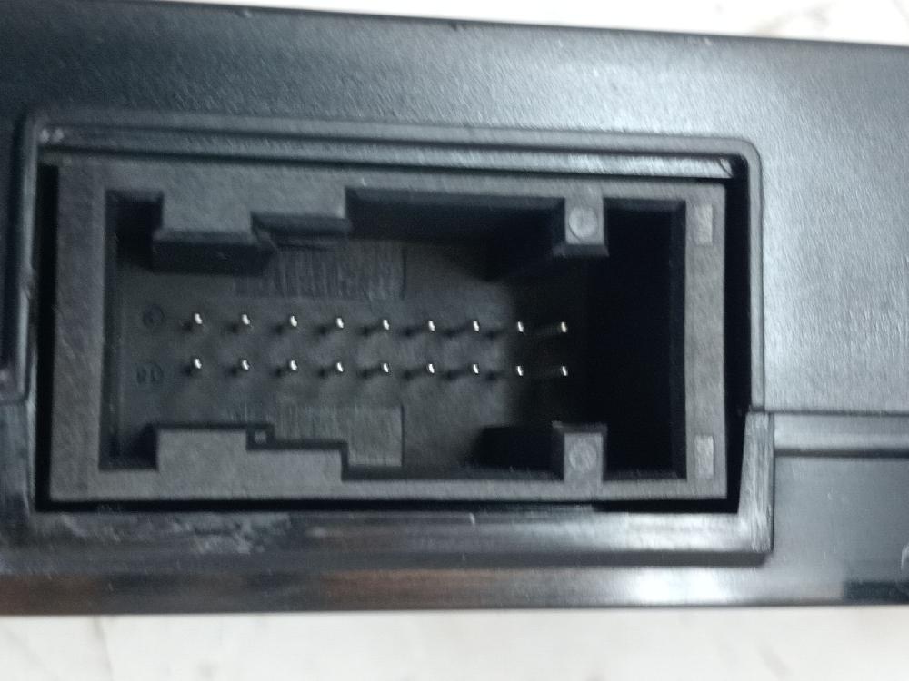 Módulo confort 9828266180 de Citroen C4 cactus 2014-0 - pieza usada