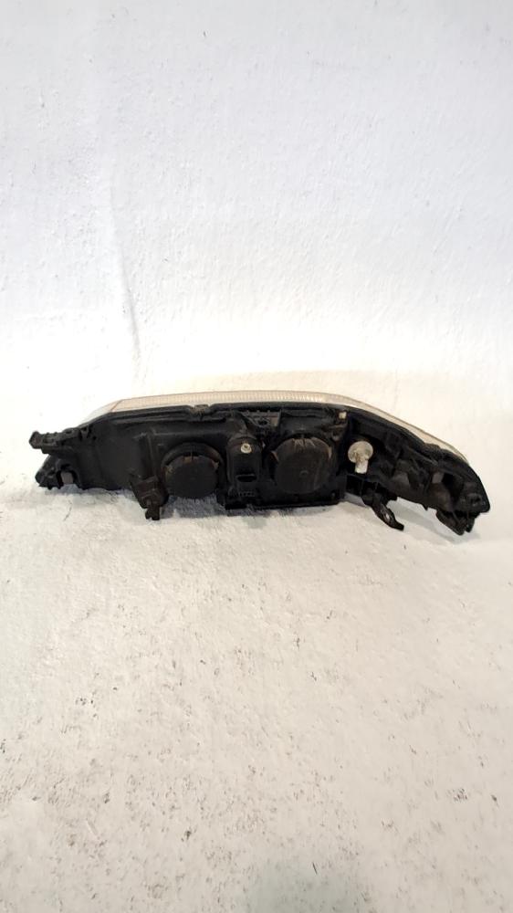 Headlamp rh 7701048931 de Renault Laguna ii (bg0/1_) 2001-2007 - pieza usada