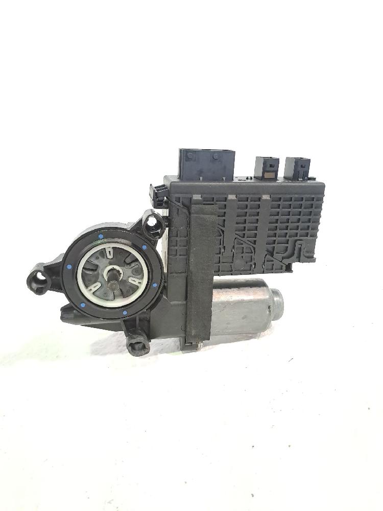 Motor elevalunas delantero derecho 9682495580 de Citroen C4 grand picasso 2006-2011
