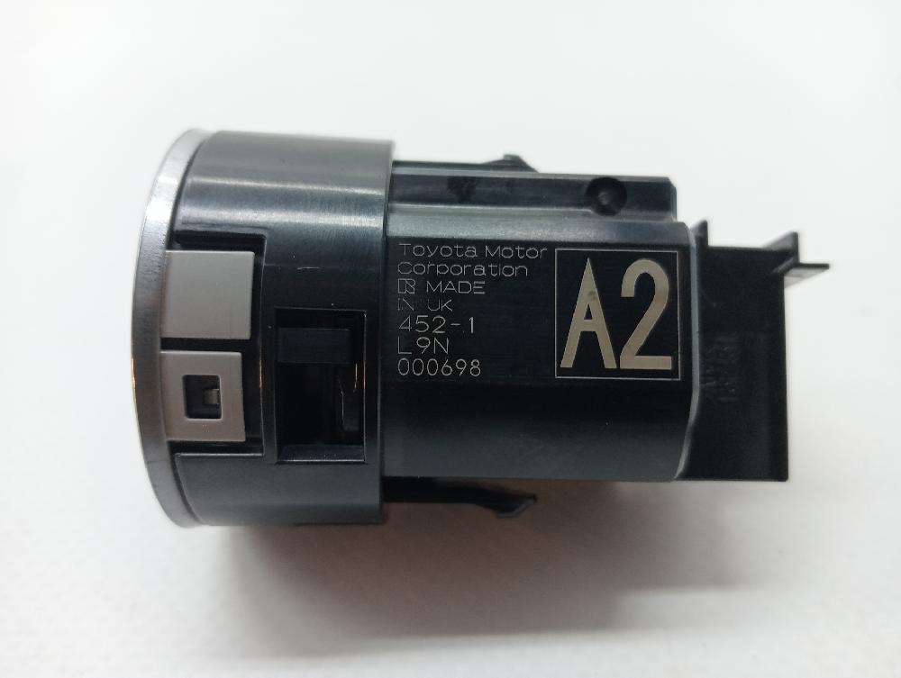 Commutatore avviamento 8978342020 de Toyota Corolla sedán (_e21_) 2019-0 - pieza usada