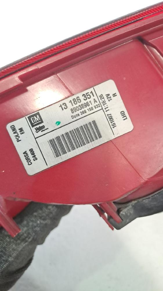 Feu arrière droit 93189091 de Opel Corsa d (s07) 2011-2014 - pieza usada