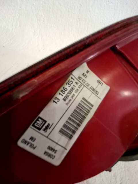 Feu arrière droit 93189091 de Opel Corsa d (s07) 2011-2014