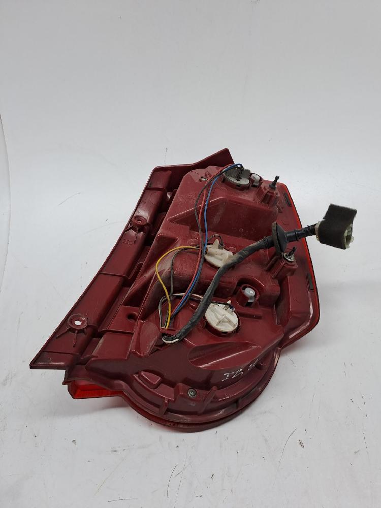 Fanale posteriore sinistro 95952066 de Chevrolet Aveo / kalos hatchback (t250, t255) 2011-2016 - pieza usada
