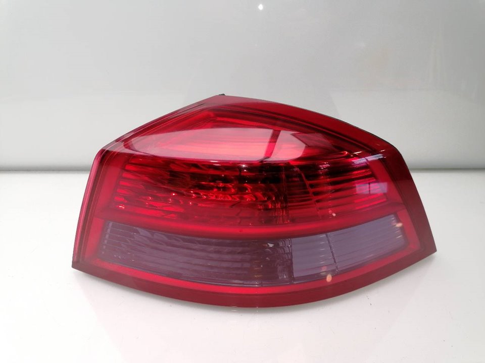 Scheinwerfer hinten rechts 8200014360 de Renault Vel satis (bj0) 2002-2009