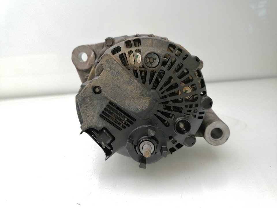 Alternador 13579668 de Citroen 2cv 6 1978-0 - pieza usada