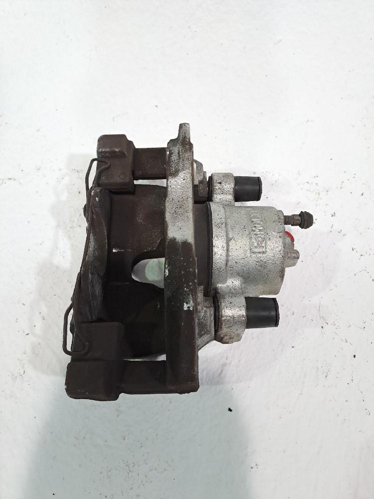 Bremssättel vorne links 1682876 de Ford Focus 2018-2020 - pieza usada