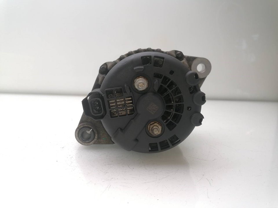 Alternador 13579668 de Citroen 2cv 6 1978-0 - pieza usada