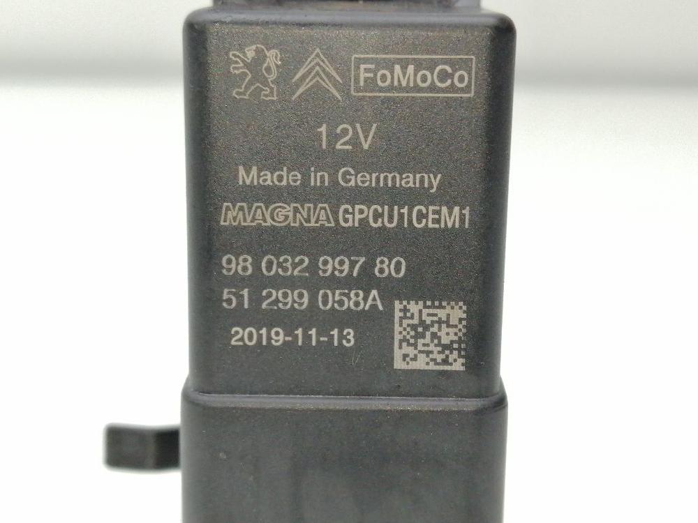 Boîtier de prechauffage 9803299780 de Peugeot Rifter 2018-2019 - pieza usada