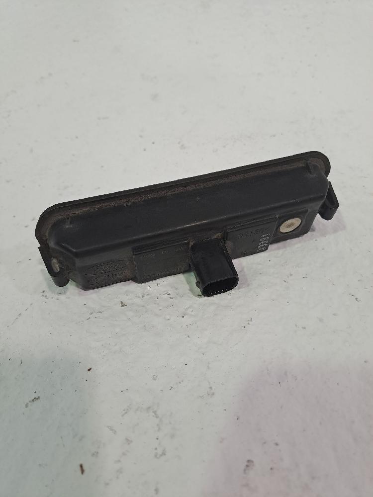 Maneta exterior porton 1886014 de Ford Focus iii sedán 2010-2018 - pieza usada