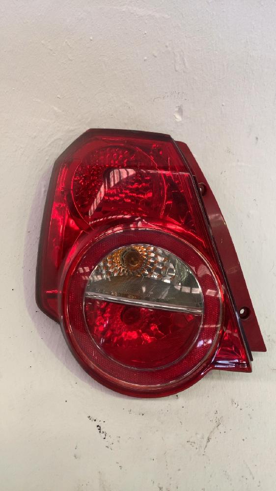 Fanale posteriore sinistro 95952066 de Chevrolet Aveo / kalos hatchback (t250, t255) 2006-2012
