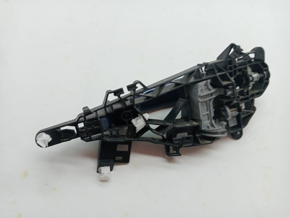 Maneta exterior delantera derecha 13506795 de Opel Astra k (b16) 2015-2018 - pieza usada