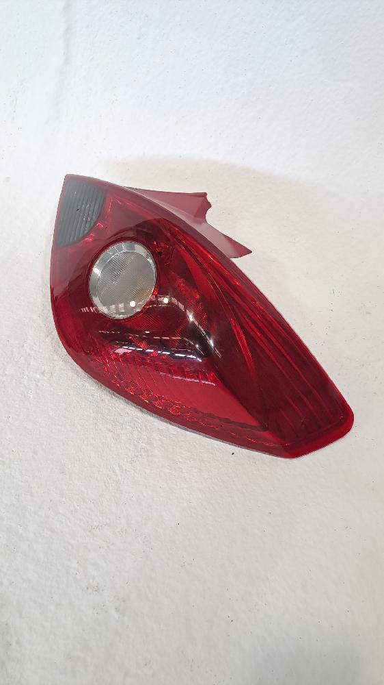 Feu arrière droit 93189091 de Opel Corsa d (s07) 2011-2014 - pieza usada