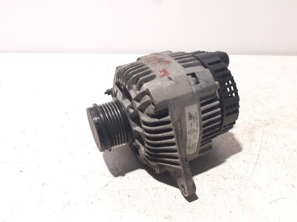 Alternador 7700431943 de Renault Laguna (b56) 1994-2013 - pieza usada