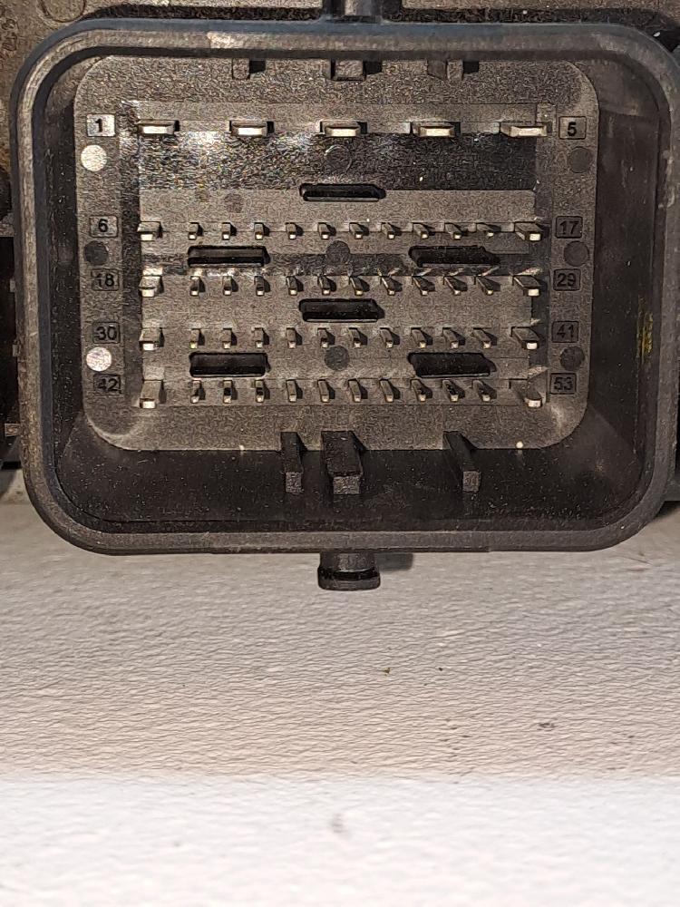 Switchboard engine uce 9678628780 de Citroen C4 picasso i monospace (ud_) 2013-0 - pieza usada