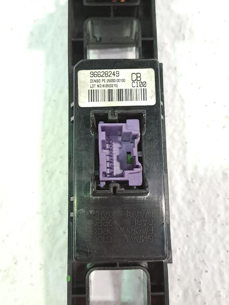 Écran multifunction 96628249 de Chevrolet Captiva (c100, c140) 2006-2011 - pieza usada