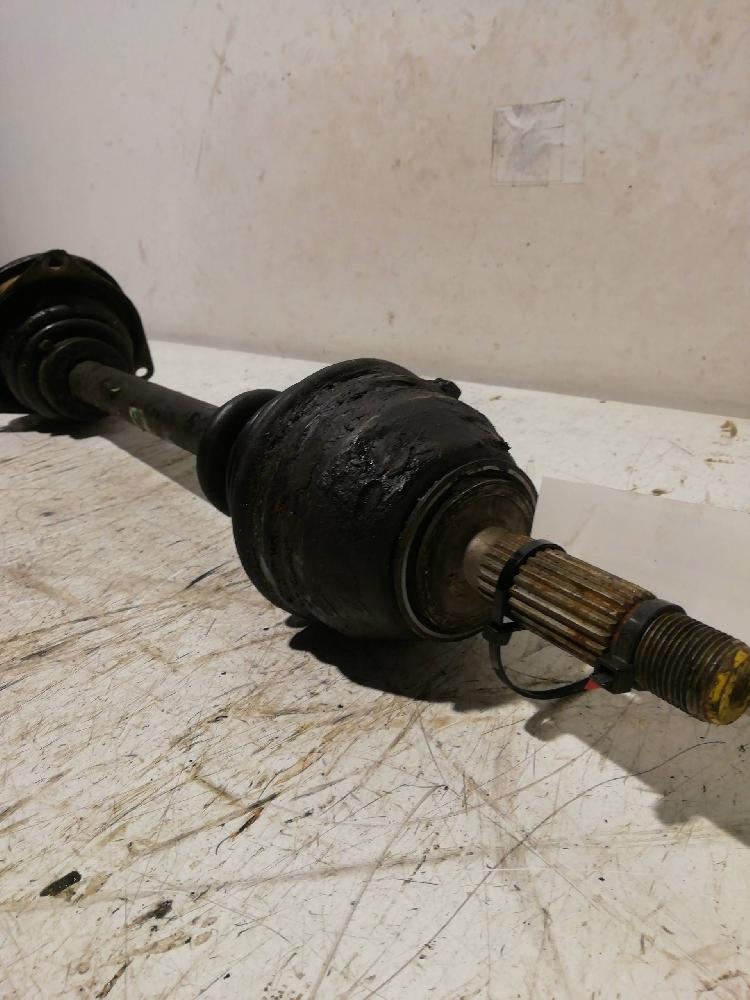 Transmisión delantera izquierda 7700110484 de Citroen Bx (xb-_) 1987-1993 - pieza usada