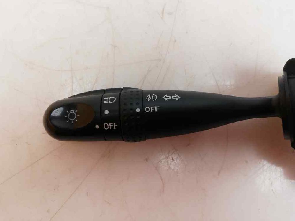 Light switch 173648 de Toyota Rav 4 (a2) 2003-0