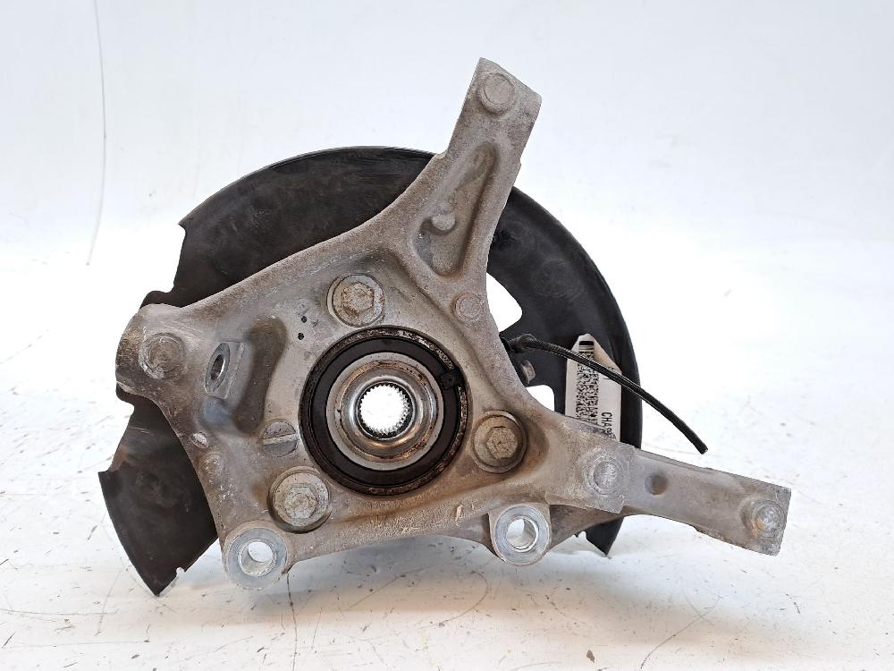 Mangueta delantera izquierda 39030299 de Opel Astra k sports tourer (b16) 2015-0 - pieza usada