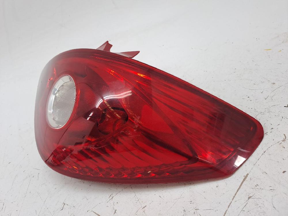 Feu arrière droit 93189091 de Opel Corsa d 2010-2011 - pieza usada