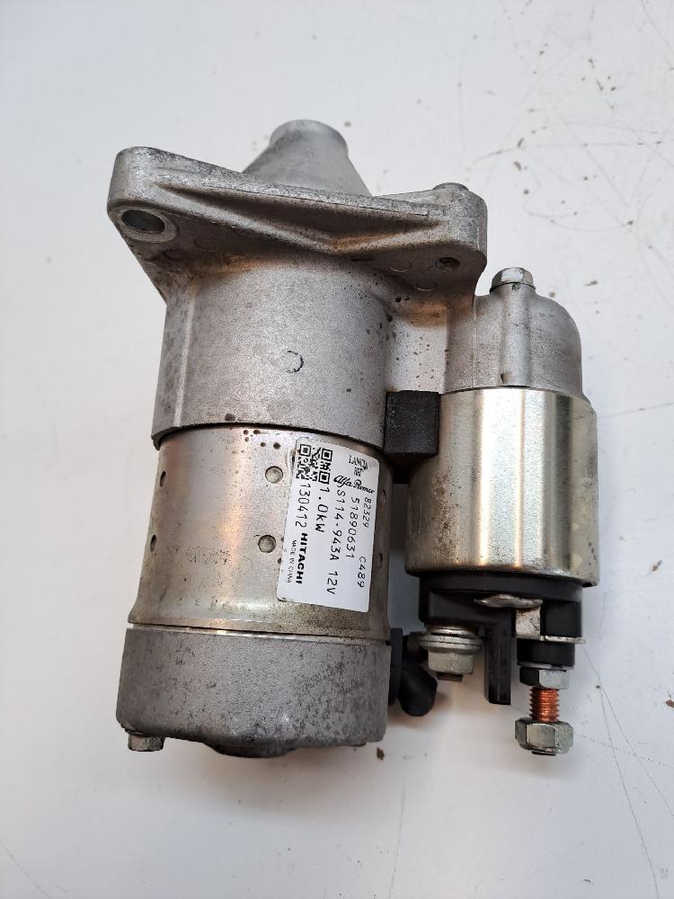 Halter anlasser 51890631 de Fiat Panda (312_, 319_) 2012-2026 - pieza usada