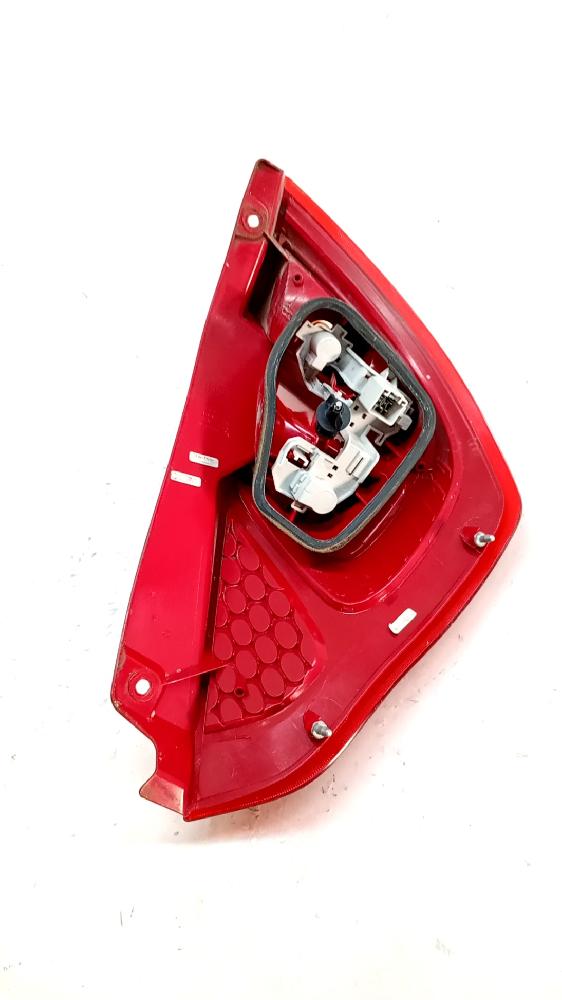 Faro posteriore destro 1709552 de Ford Fiesta vi van 2010-2017 - pieza usada