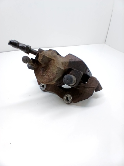 Pinza de freno delantera izquierda 1682876 de Ford Focus ii (da_, hcp, dp) 2005-2012 - pieza usada