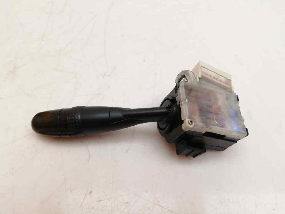 Light switch 173648 de Toyota Rav 4 (a2) 2003-0 - pieza usada