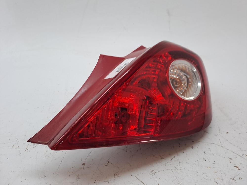 Feu arrière droit 93189091 de Opel Corsa d 2010-2011 - pieza usada
