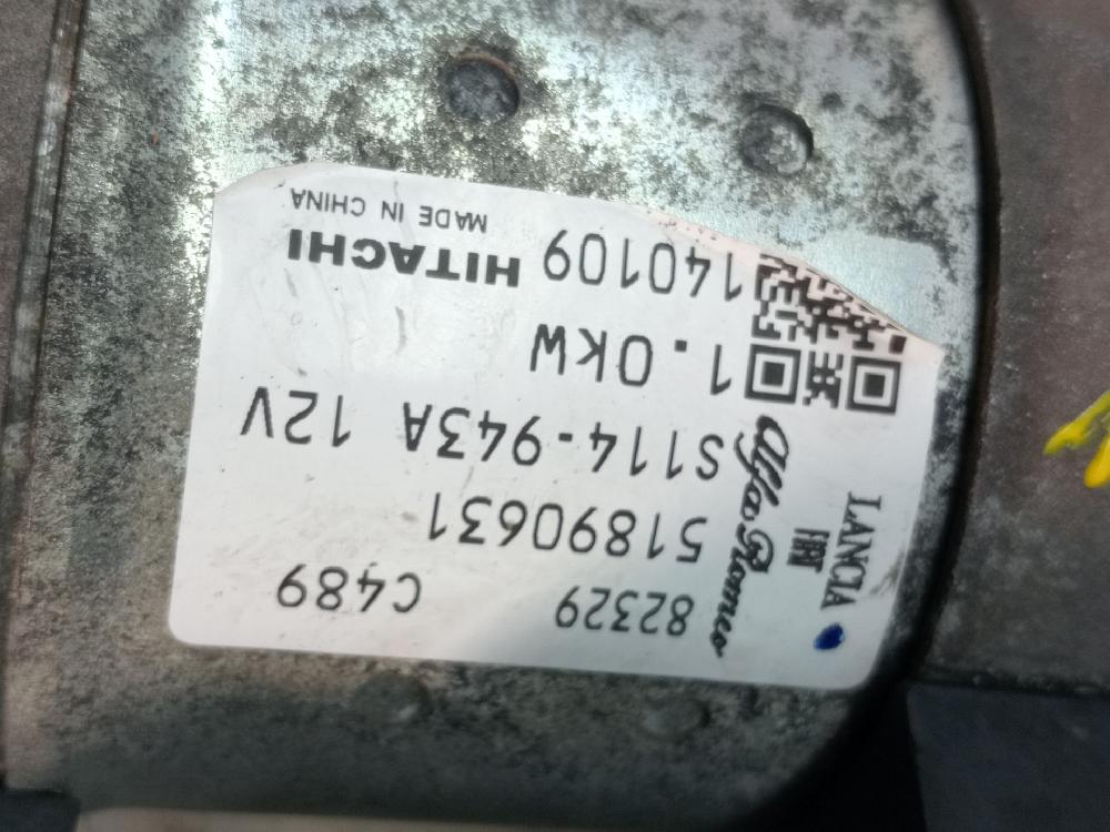 Halter anlasser 51890631 de Fiat 500 (312_) 2010-2020 - pieza usada