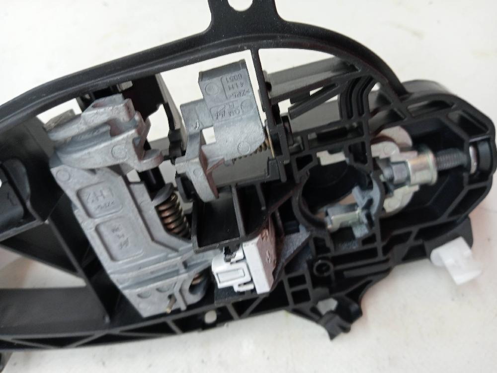 Maneta exterior trasera izquierda 13506795 de Opel Astra k (b16) 2015-0 - pieza usada