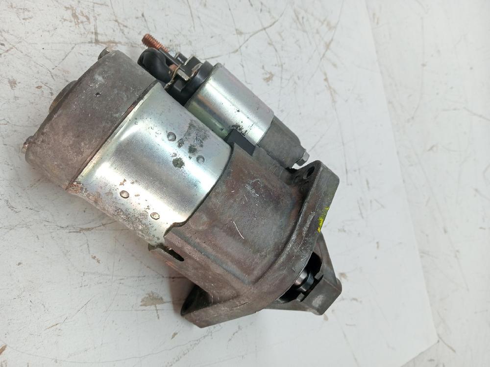 Halter anlasser 51890631 de Fiat 500 (312_) 2010-2020 - pieza usada