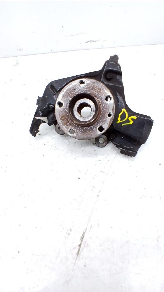 Mangueta delantera izquierda 51910432 de Fiat 500 l (330) 2012-0 - pieza usada