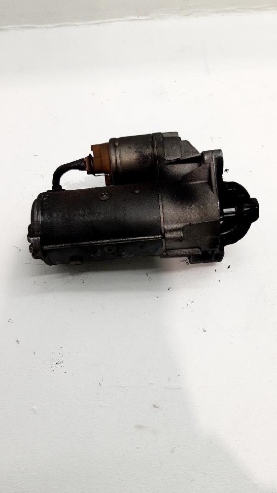 Démarreur 8200628419 de Renault Scénic ii (jm0/1_) 2003-2006 - pieza usada