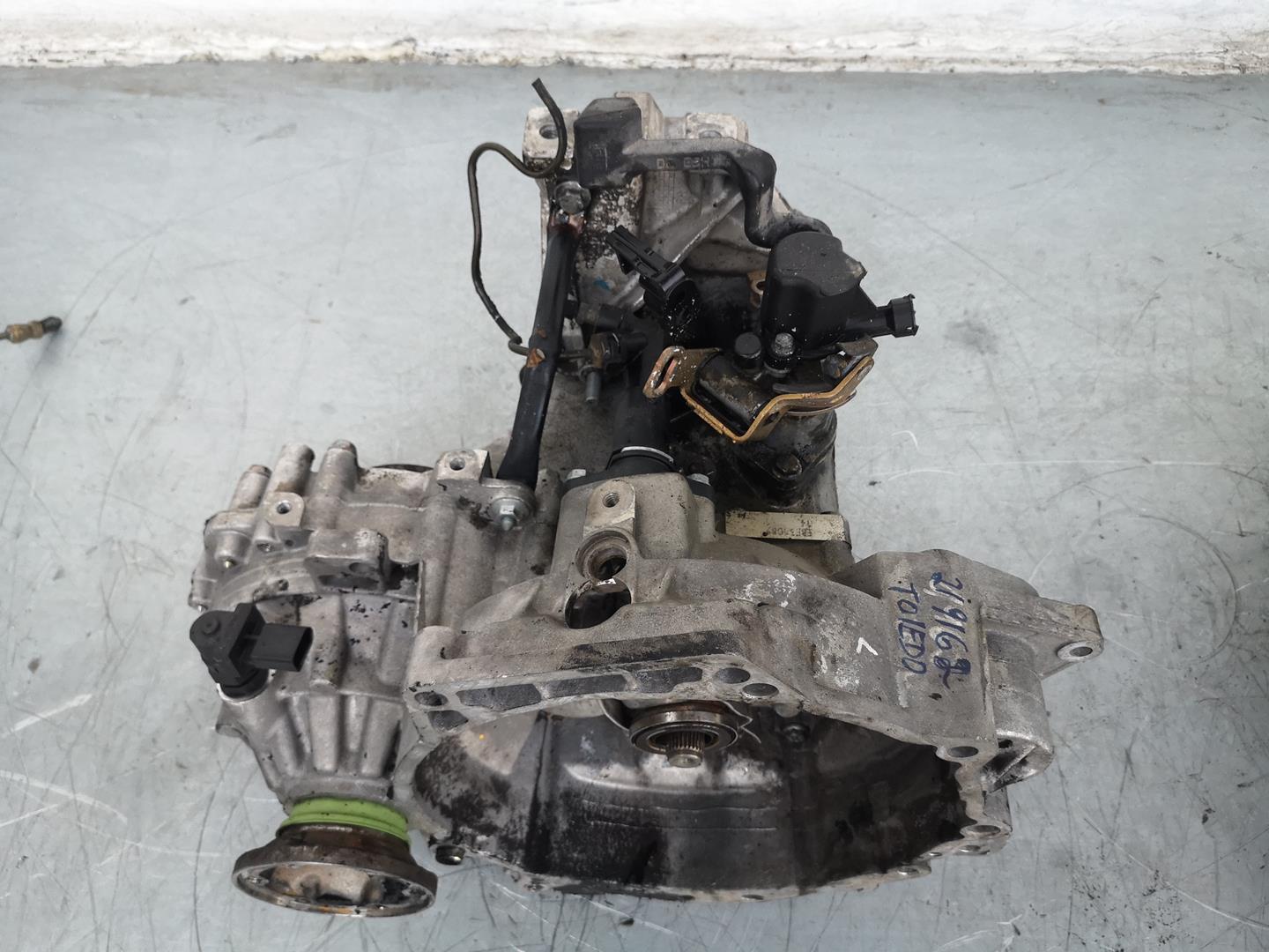 NISSAN Gearbox DEA 27470698